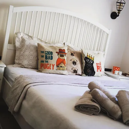 Pug Ferienhaus Alaçatı